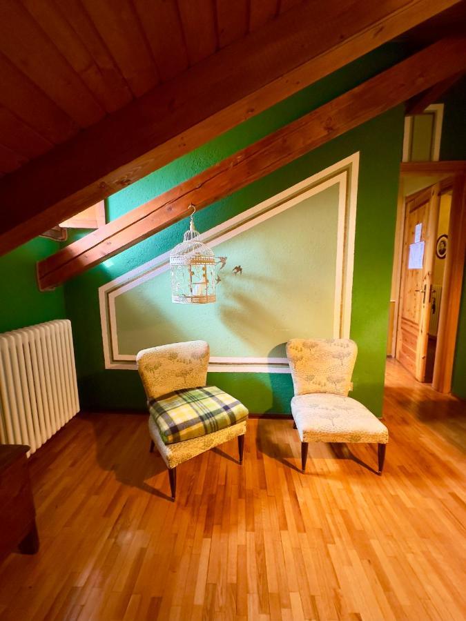 Quart De Lune - Boutique B&B Aosta Bagian luar foto